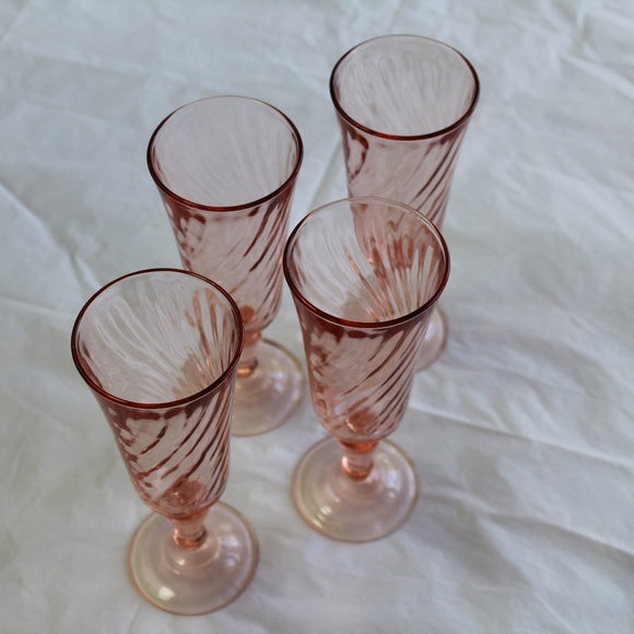 Vintage soft pink glasses made in France - Picture 2 of 11